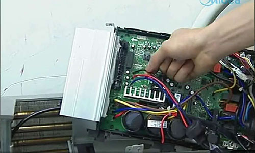 永济美的空调电话是多少